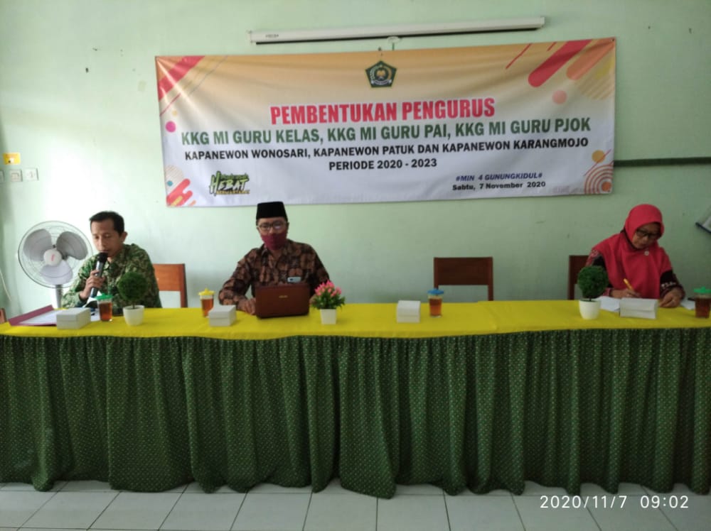 suasana pembentukan pengurus KKG dan KKMI Gabungan 3 Kapanewon