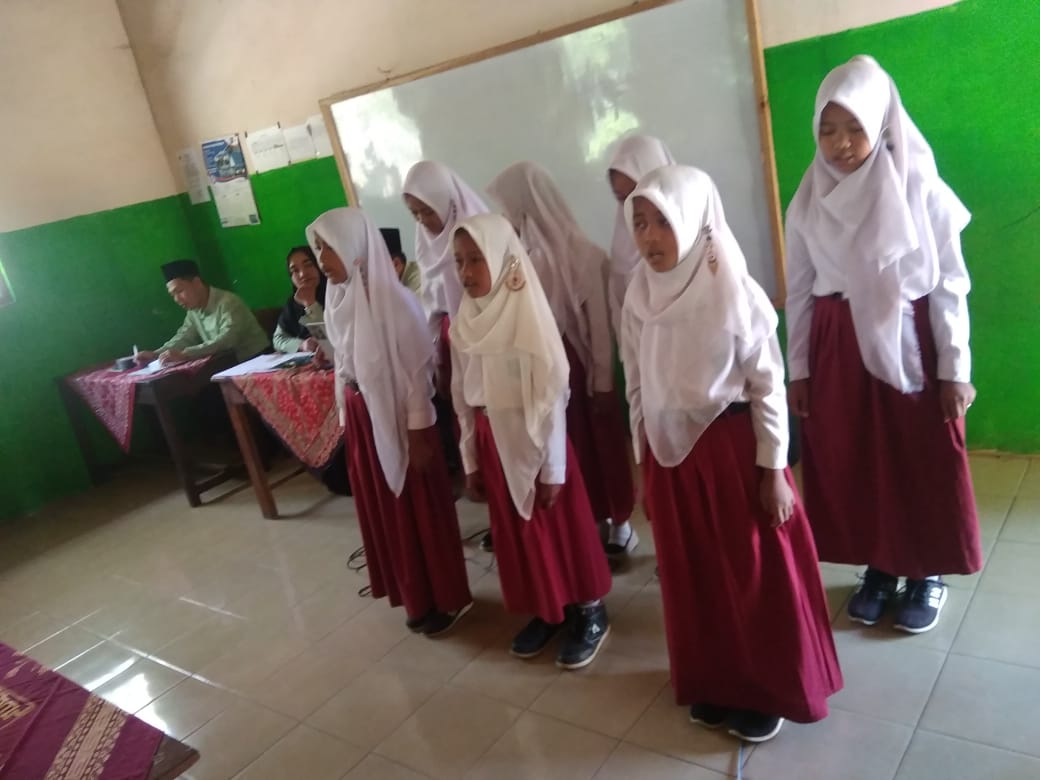 pelepasan siswa kelas akhir