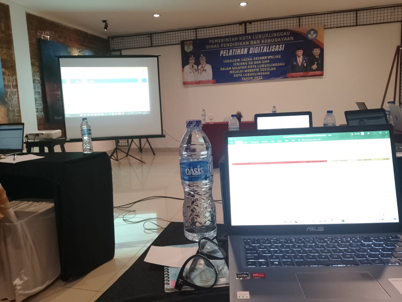 Operator SD N 12 Lubuklinggau Ikuti Pelatihan Digitalisasi
