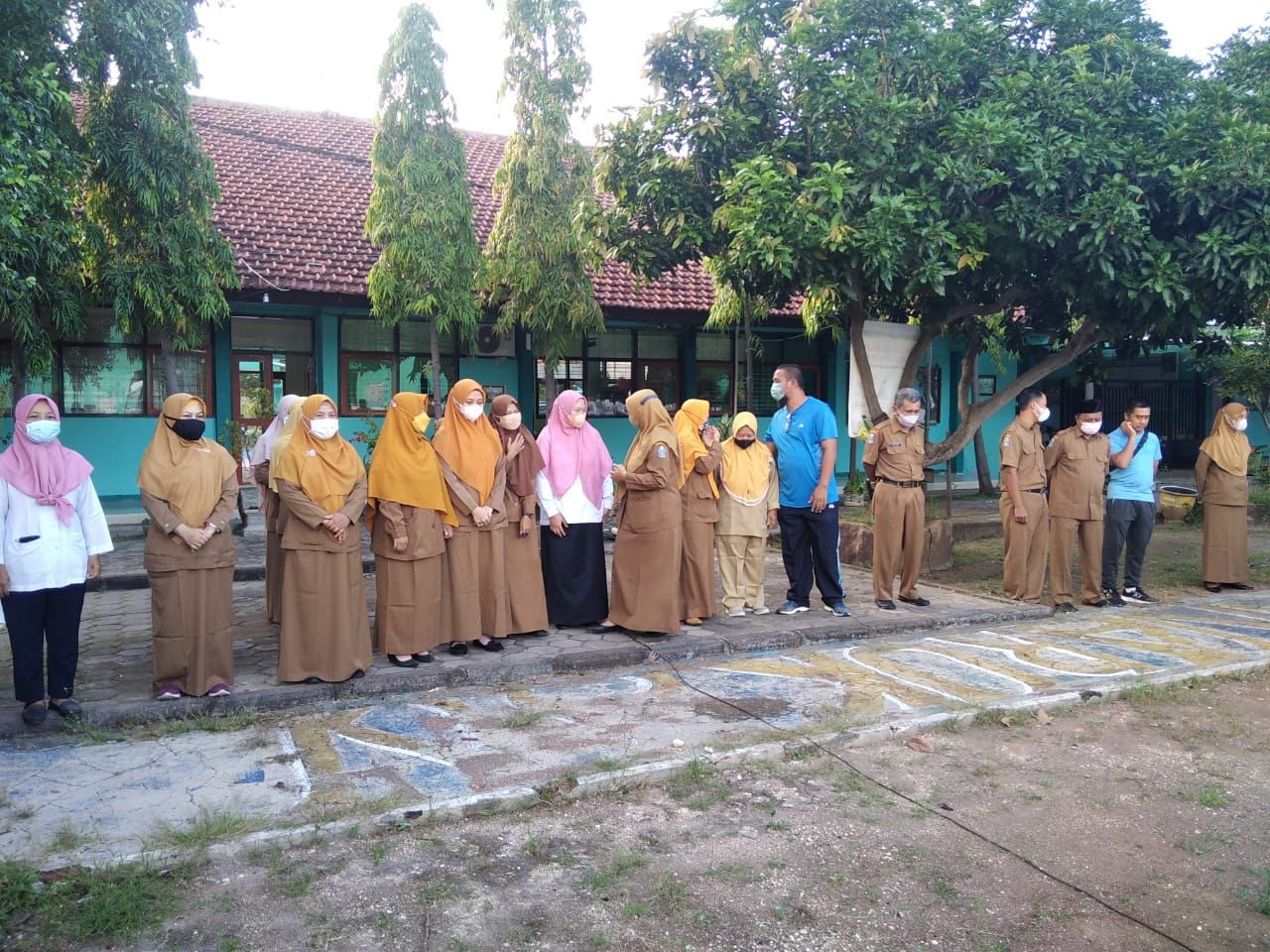 Halal Bi Halal Keluarga Besar SMAN 1 Panarukan