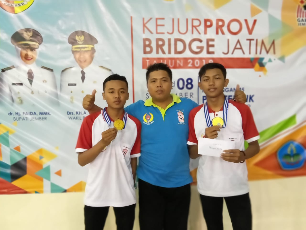 MEDALI EMAS KEJURPROV JATIM BRIDGE 2019