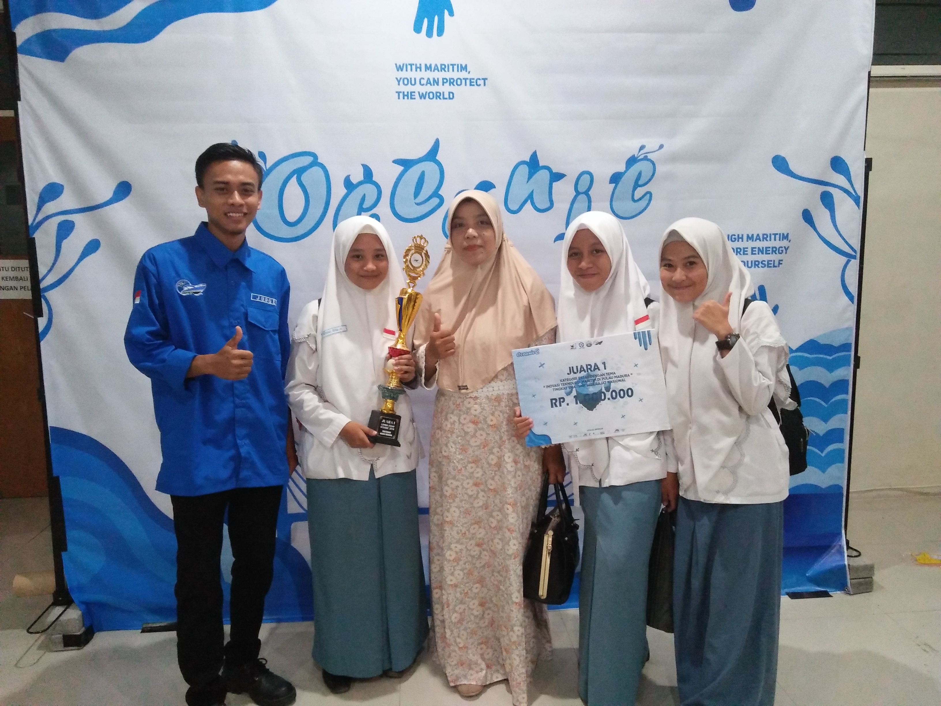 EKSTRA KARYA TULIS ILMIAH