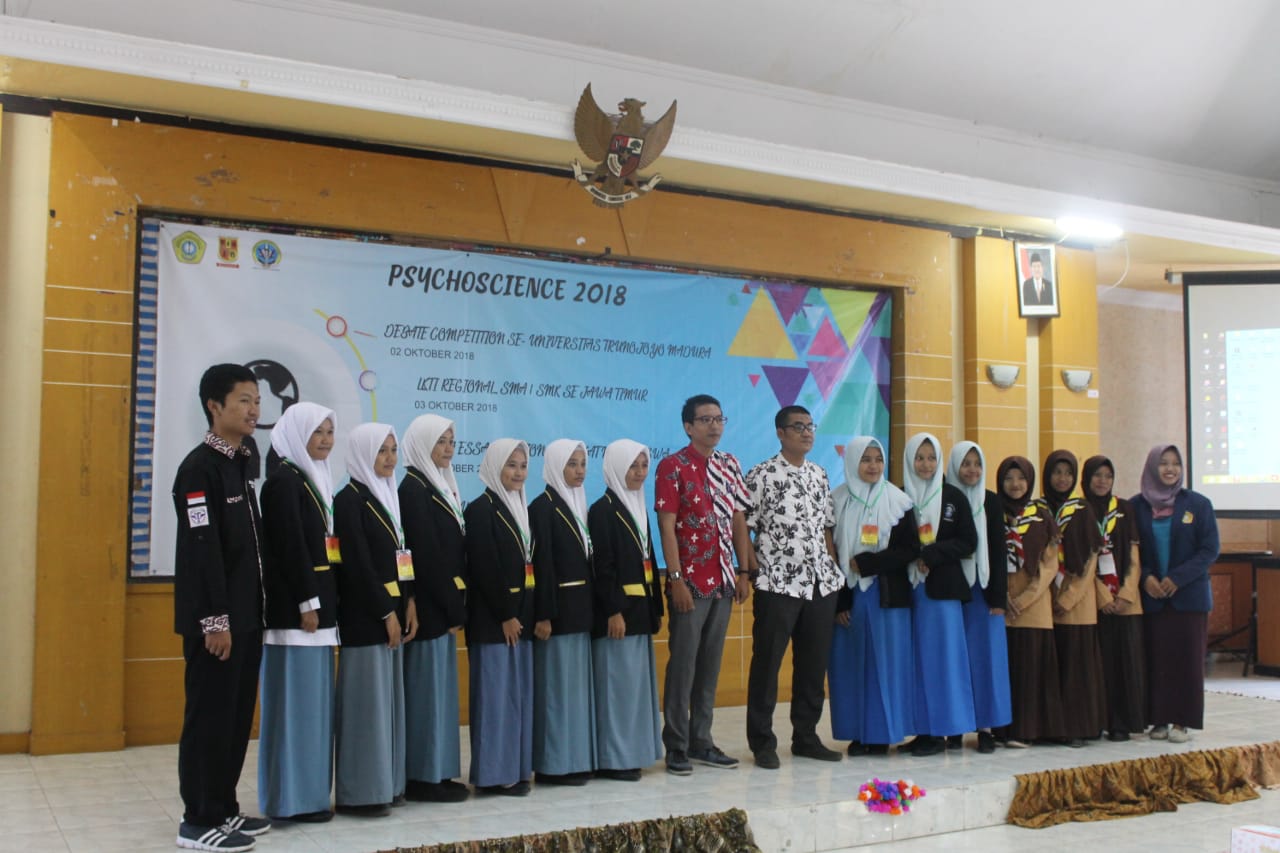 EKSTRA KARYA TULIS ILMIAH