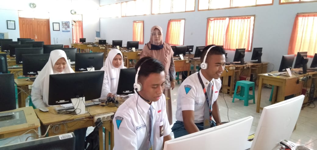 PROSES DALAM MENGIKUTI LOMBA POSTER ESSAY DAN VIDEO PENDEK DALAM RANKA UNIVERSARY BKPI KE-5