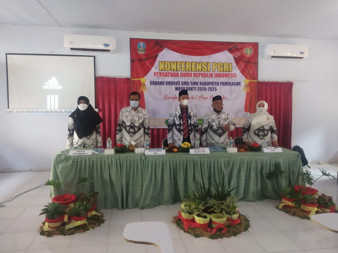 Konferensi PGRI Cabang Pamekasan Masa Bakti 2020-2025