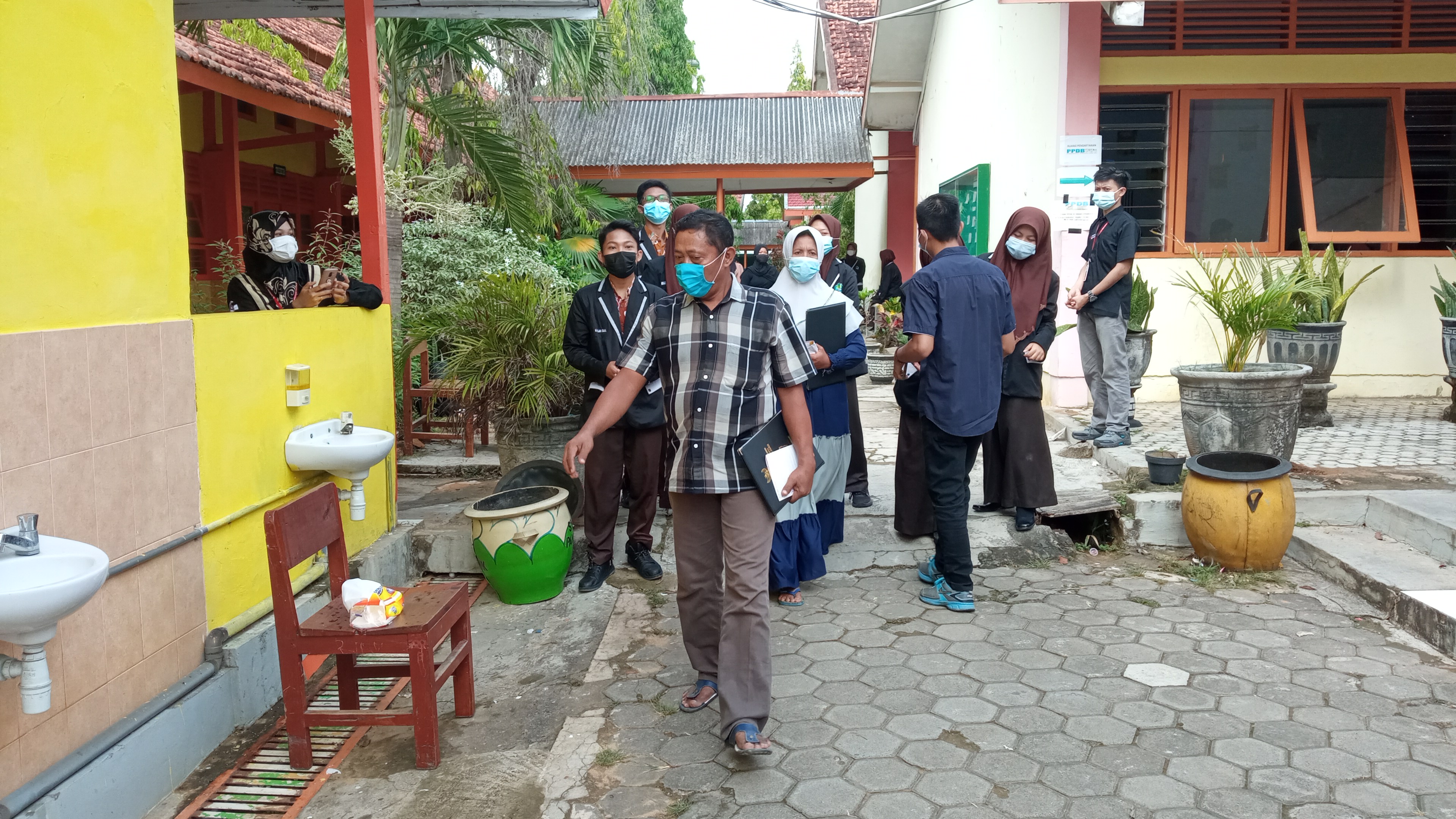 PENERIMAAN RAPORT SMAN 4 PAMEKASAN 2021