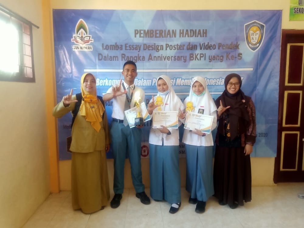 JUARA 1 DAN 2 ESSAY DALAM RANKA UNIVERSARY BKPI KE-5