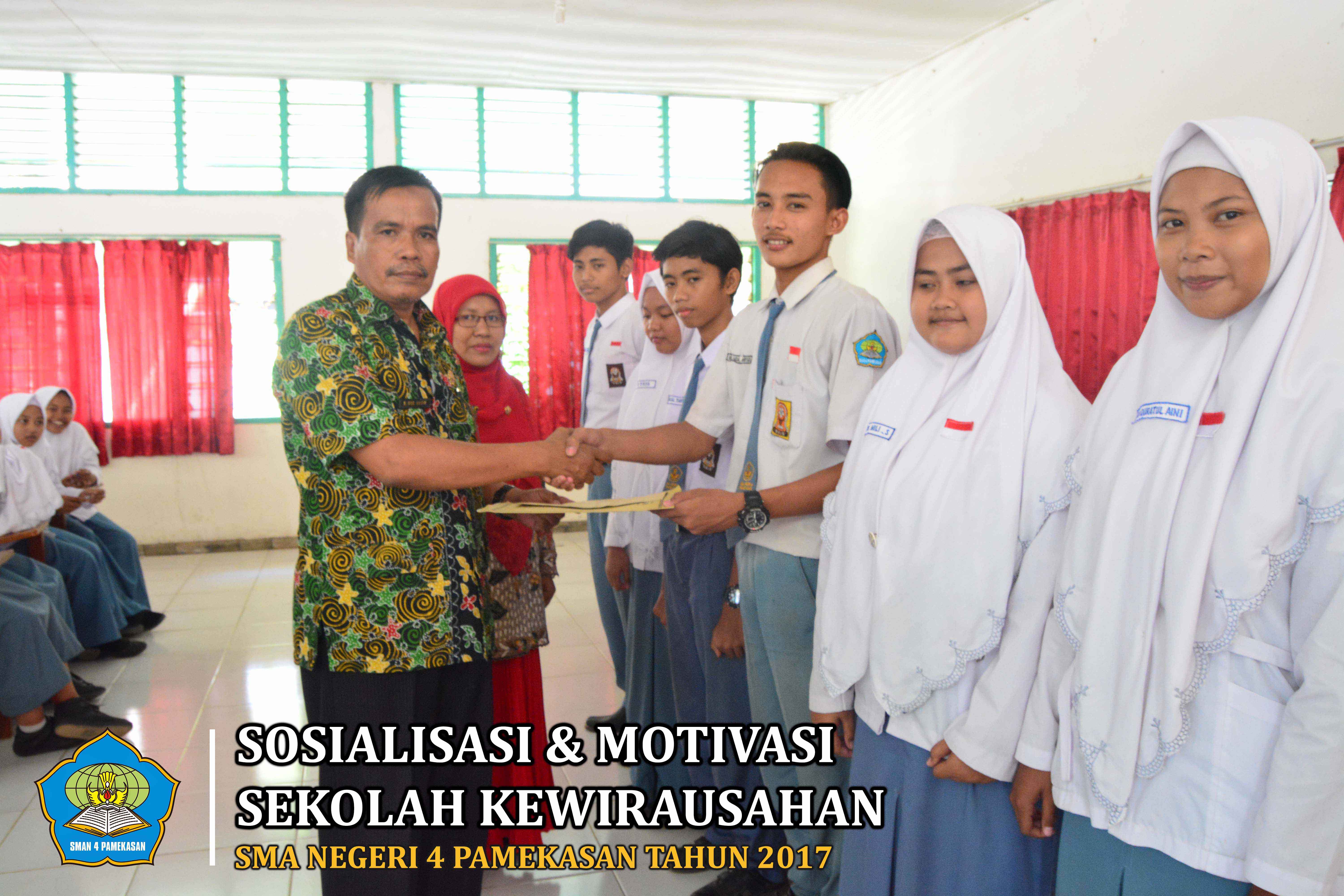 IHT SMAN 4 PAMEKASAN