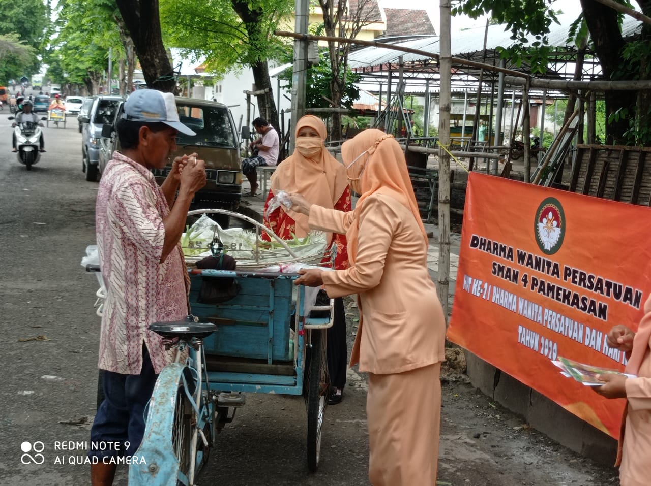 HUT Dharmawanita dan Hari ibu SMAN 4 Pamekasan