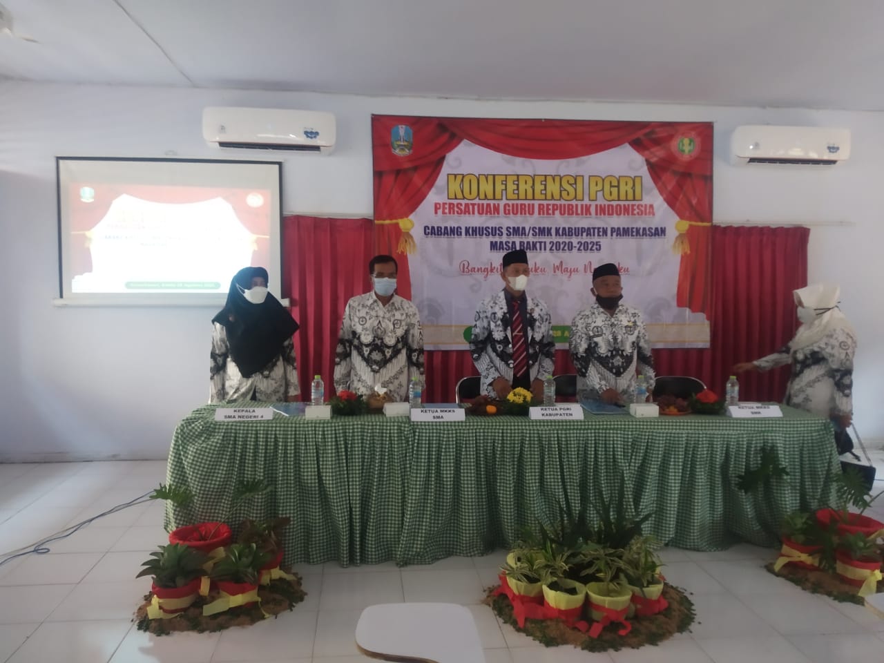 Konferensi PGRI Cabang Pamekasan Masa Bakti 2020-2025