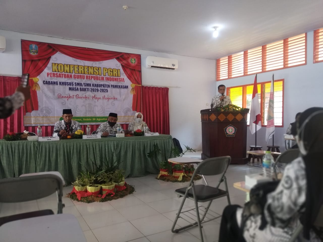 Konferensi PGRI Cabang Pamekasan Masa Bakti 2020-2025