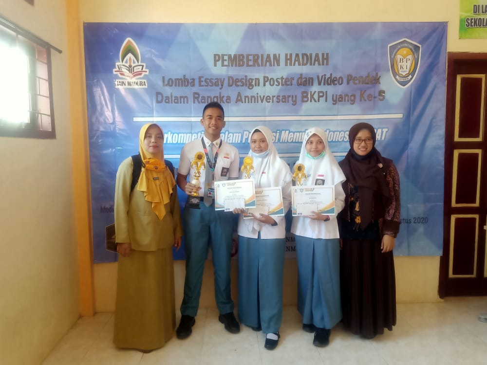 JUARA 1 DAN 2 ESSAY DALAM RANKA UNIVERSARY BKPI KE-5