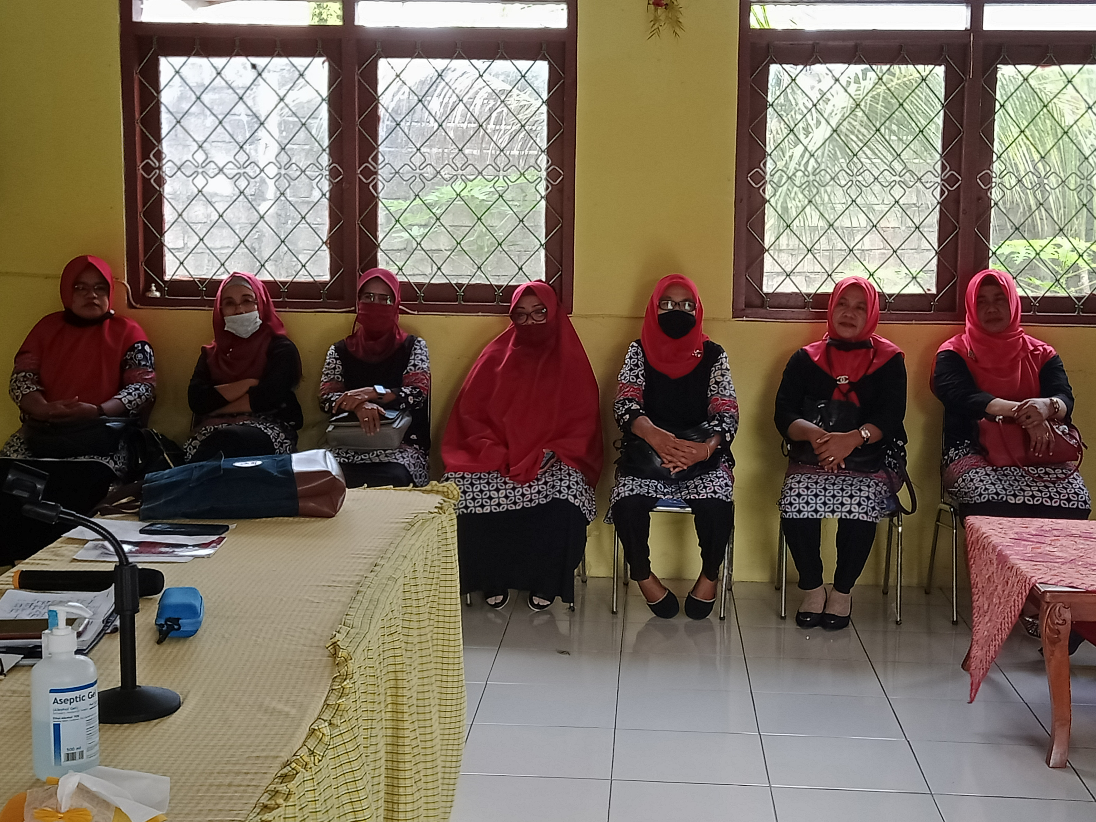 RAPAT PENERIMAAN LAPORAN PENDIDIKAN SEMMESMTER GANJIL TA. 2020-201