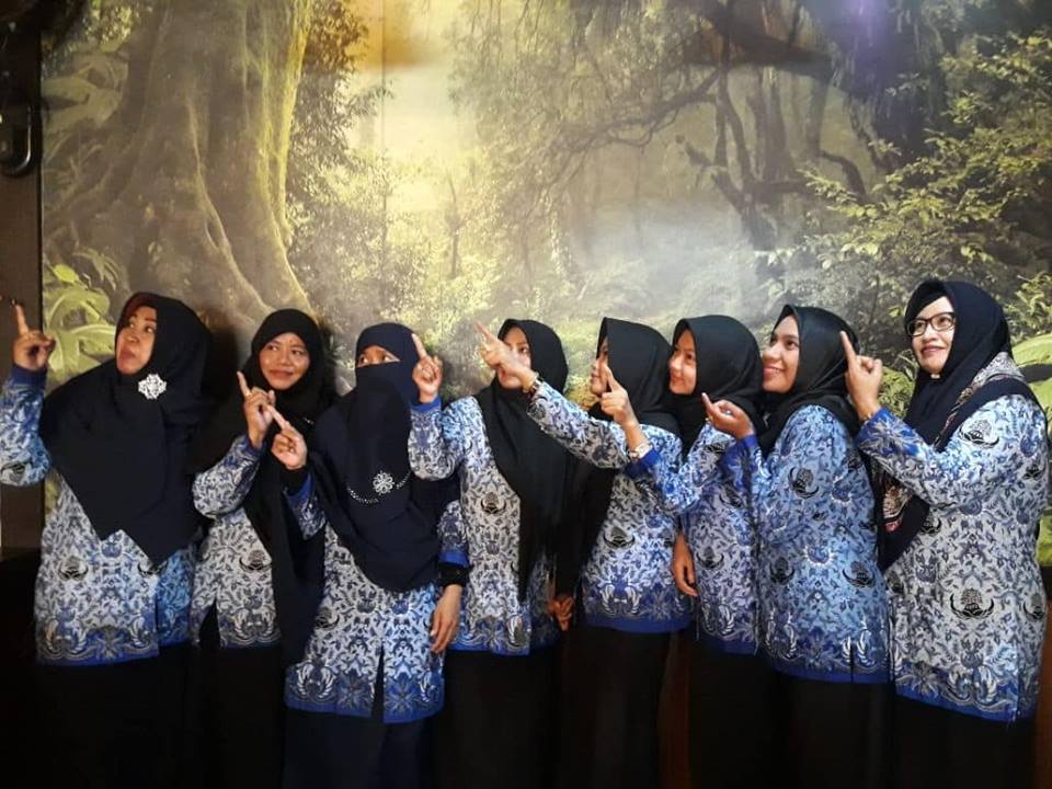 Guru SMA Al Fatah YPKP Sentani