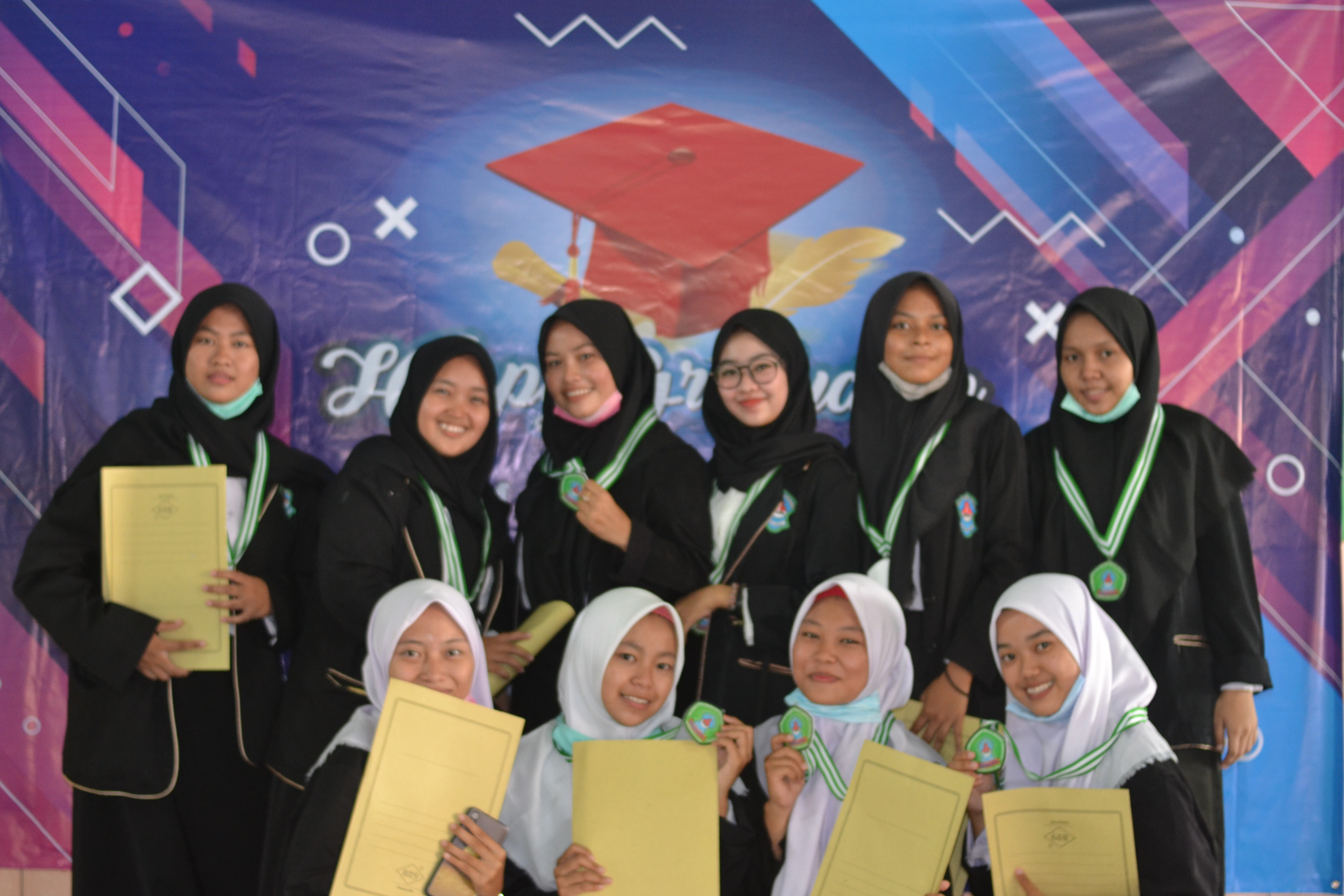 Pelepasan Dan Wisuda