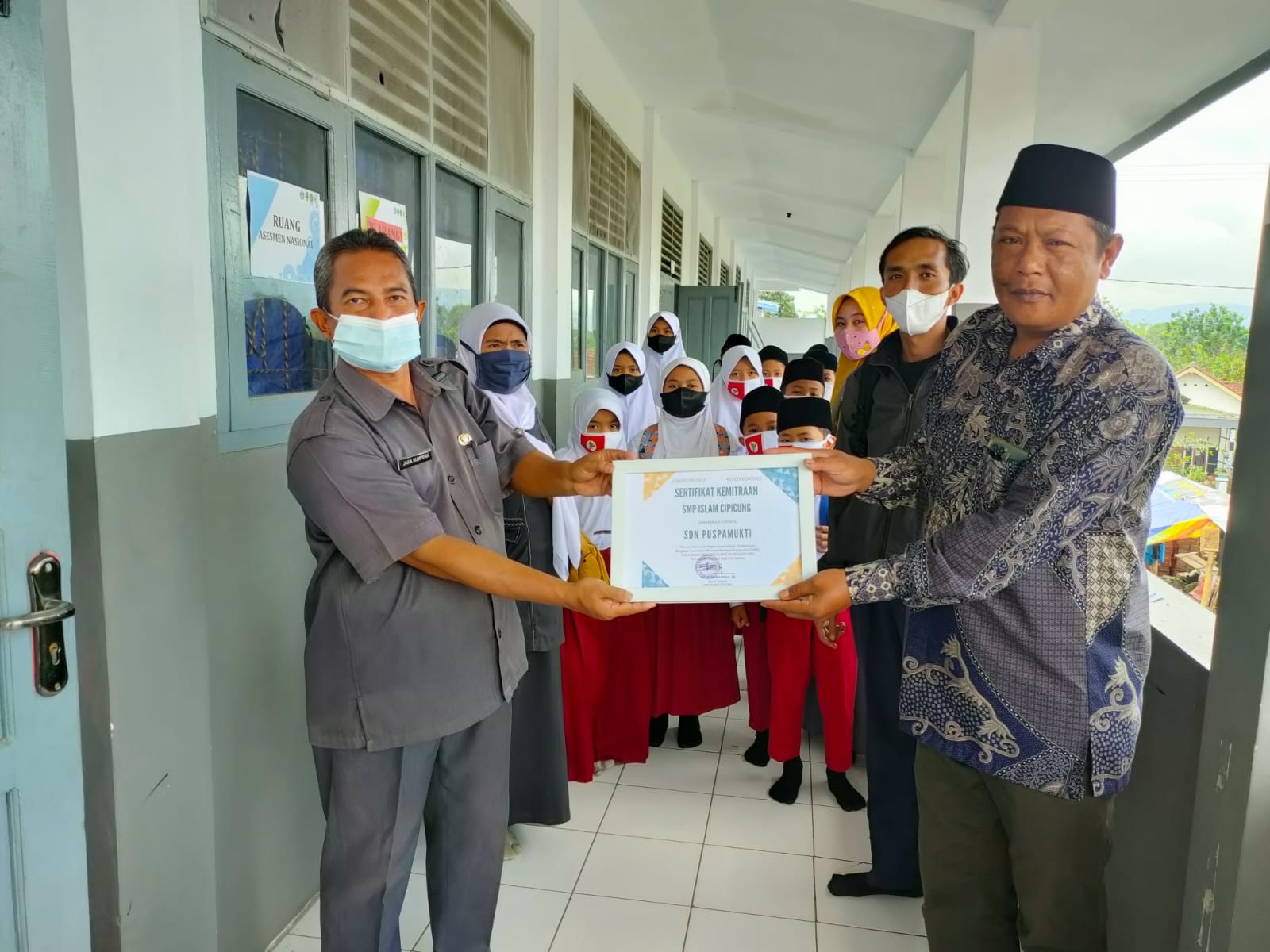 Dokumentasi Penutupan ANBK