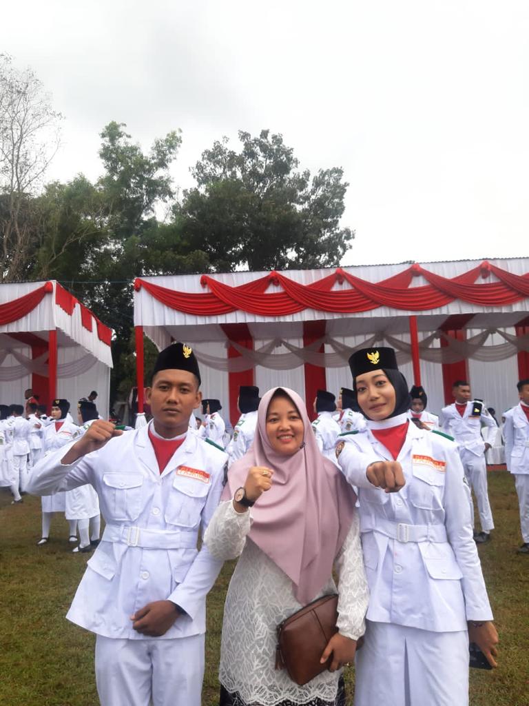 2 Siswa dan siswi kita lolos paskibra HUT Kemerdekaan RI ke-78 Tahun kecamatan genteng