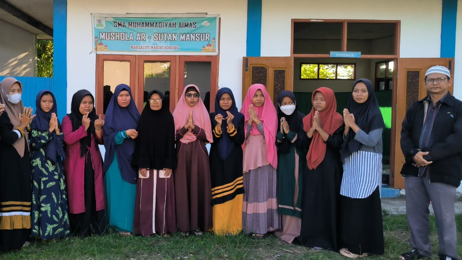 berakhlakul kharimah, bermartabat, bersih