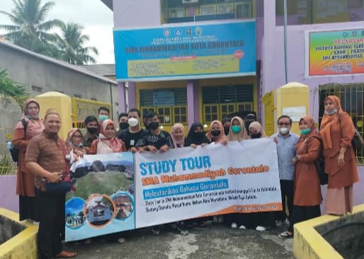 Study Tour Dalam Rangka Implementasi  Program Sekolah Penggerak, Proyek Profil Pelajar Pancasila Tema " Kearifan Lokal" dengan Subtema " Melestarikan  Bahasa Gorontalo di lingkungan  SMA Muhammadiyah Gorontalo".