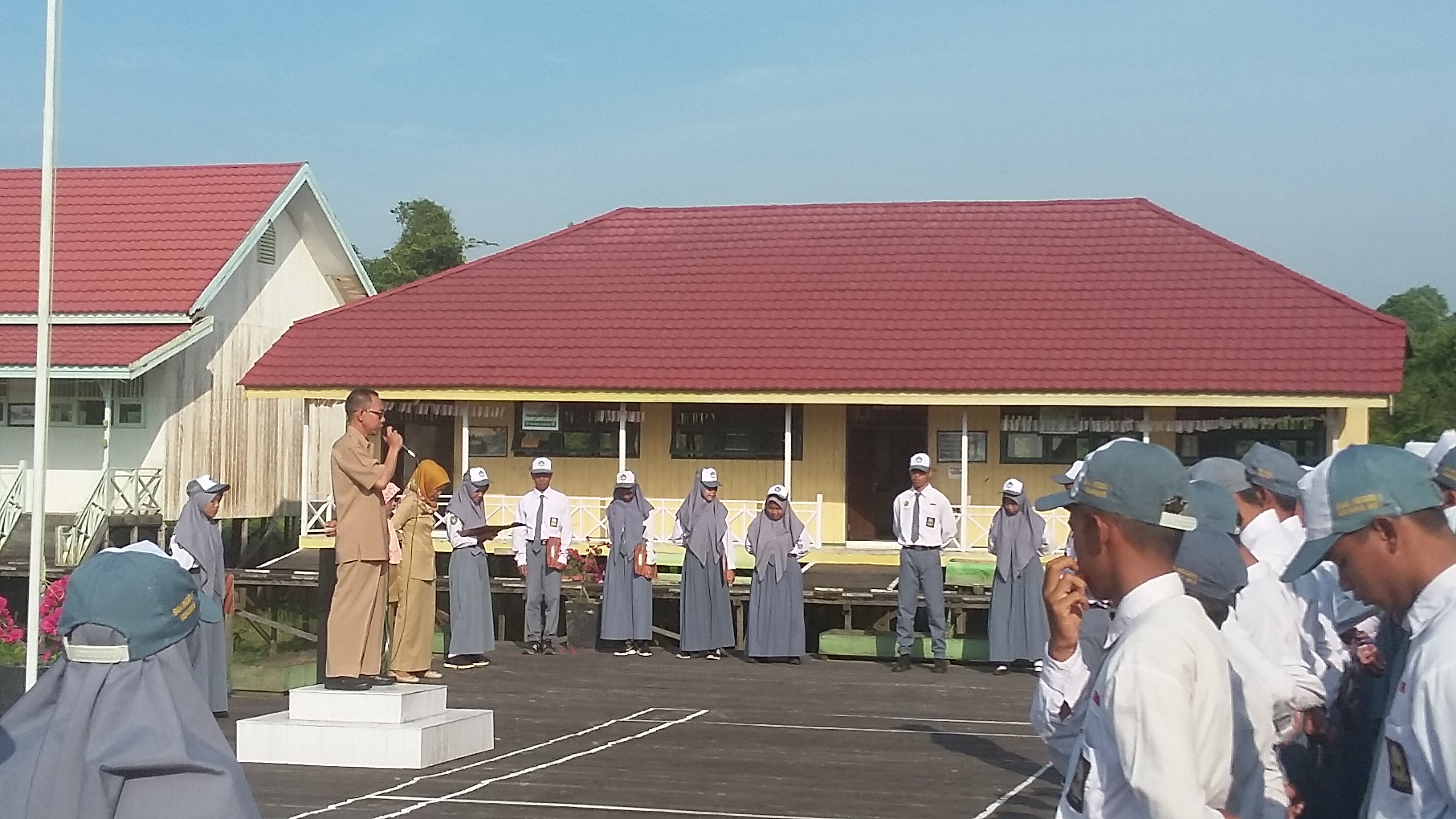 SMA Negeri 1 Muara Wis