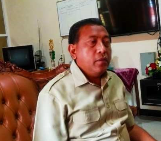 Drs Mulyani M Noor, MPd, Kepala Sekolah SMA Negeri 10 Kota Semarang di ruangannya, Senin (30/1/2023).