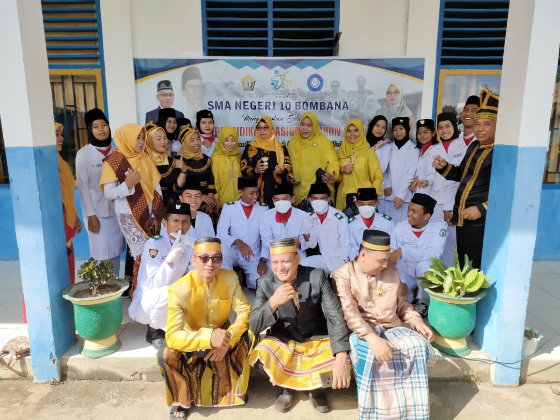 HARDIKNAS SMAN 10 BOMBANA