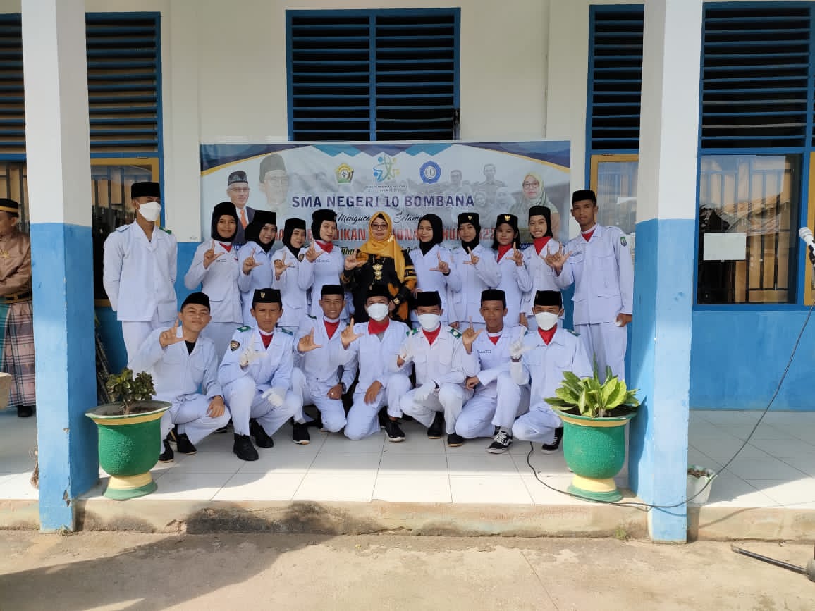 HARDIKNAS SMAN 10 BOMBANA