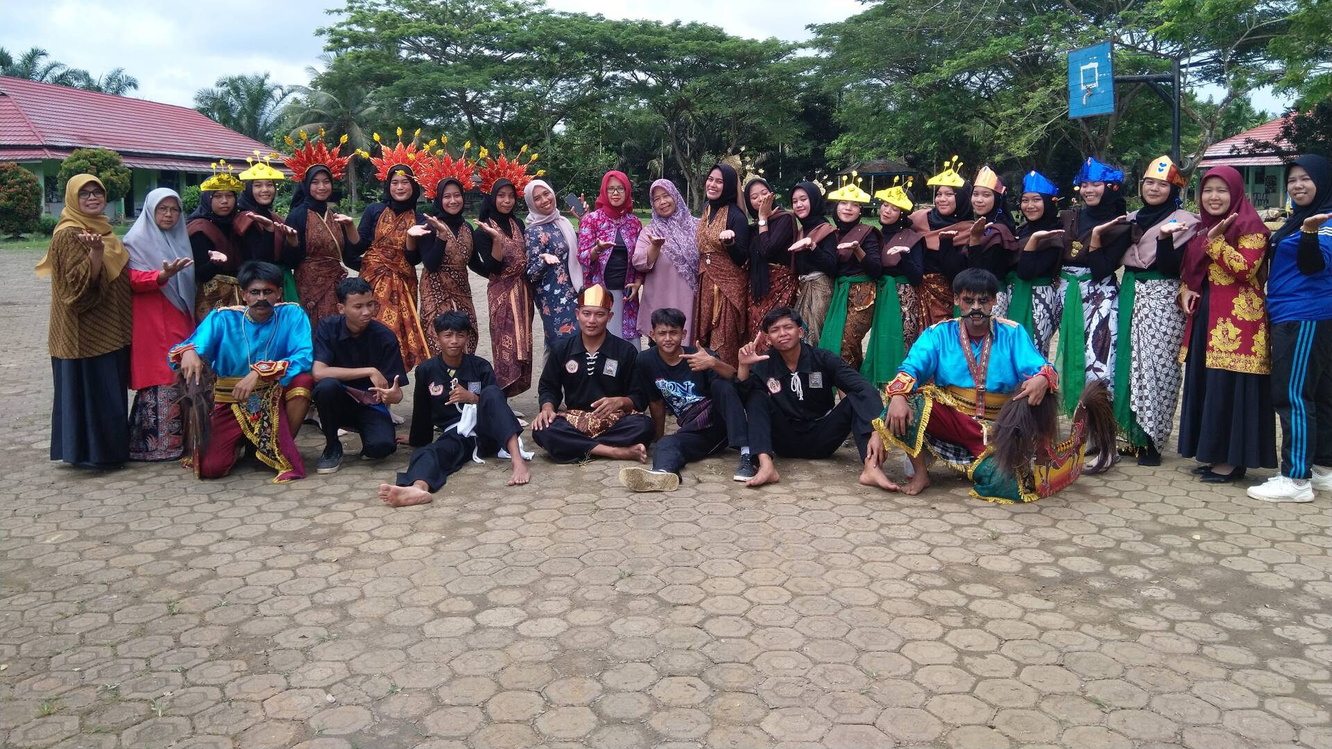 Ora Minggir Tabrak (Acara 17 Agustus 2023)