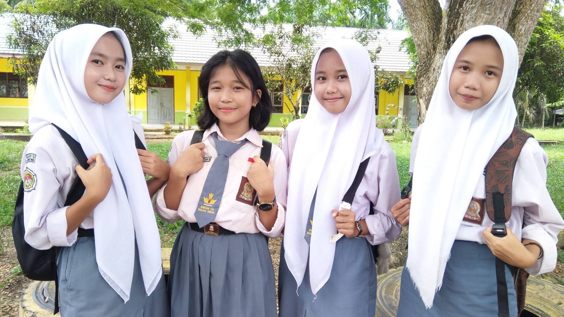 Seragam Sekolah