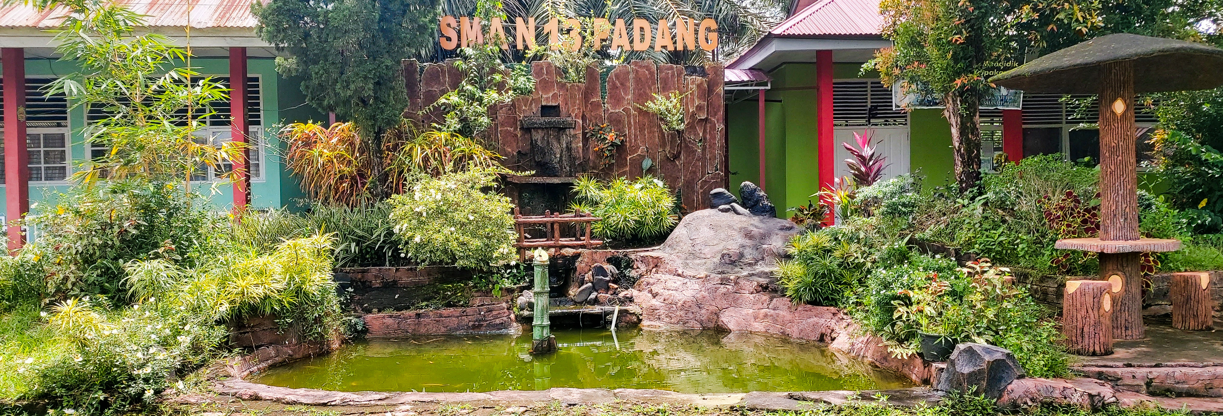 Tampak Depan Sekolah