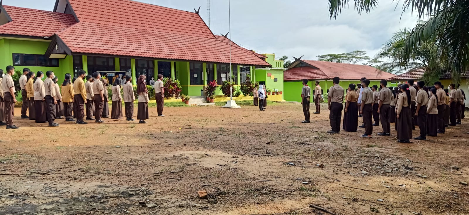 KEGIATAN UPACARA SUMPAH PEMUDA KE-93