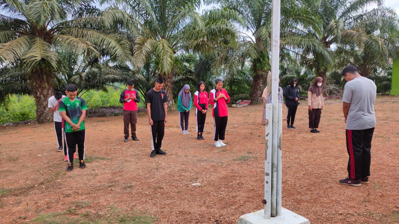 KEGIATAN PELATIHAN UNTUK LKBB