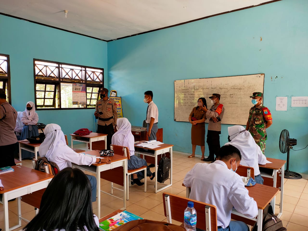 PELAKSANAA RAZIA OLEH KORAMIL DAN POLSEK ARUT UTARA