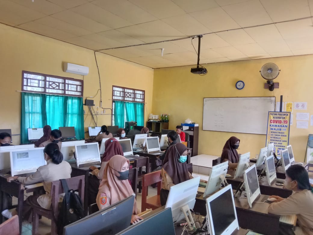 KEGIATAN ANBK HARI KEDUA DI SMAN 1 ARUT UTARA