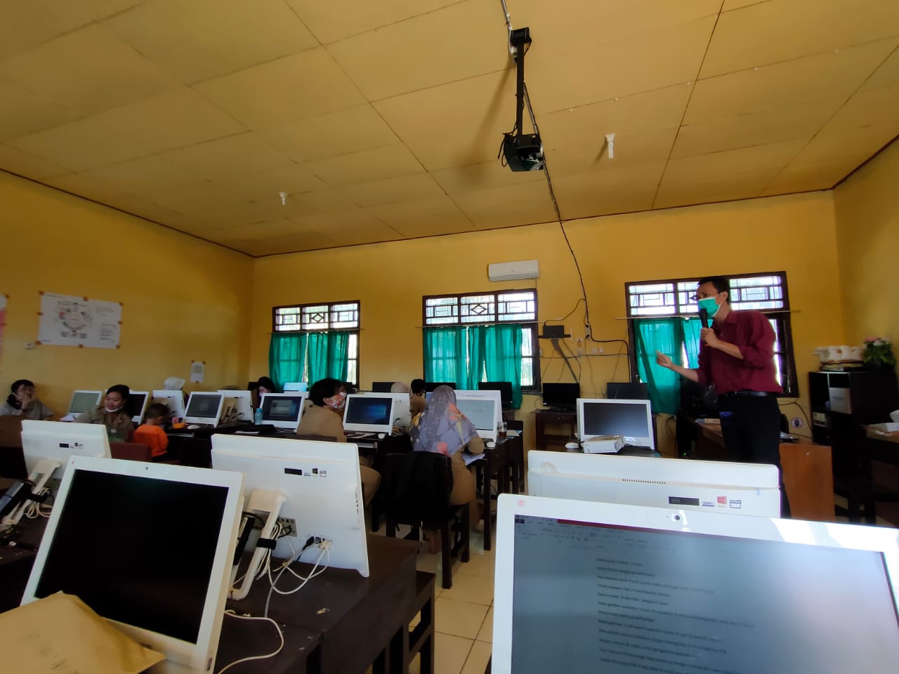 KEGIATAN IHT MEDIA PEMBELAJARAN DARI LPK PRISMA