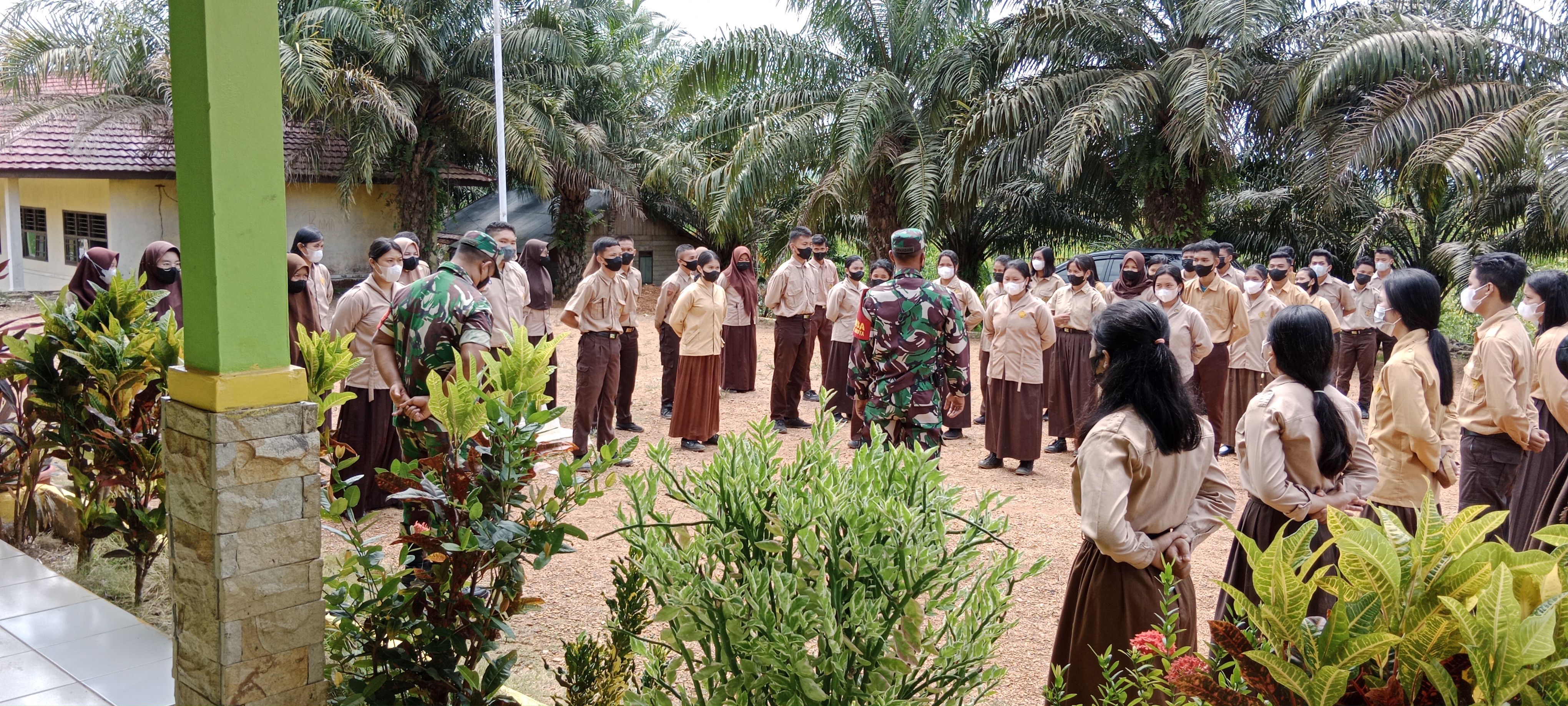 KEGIATAN SOSIALISASI SALAM PANCASILA DARI KORAMIL ARUT UTARA