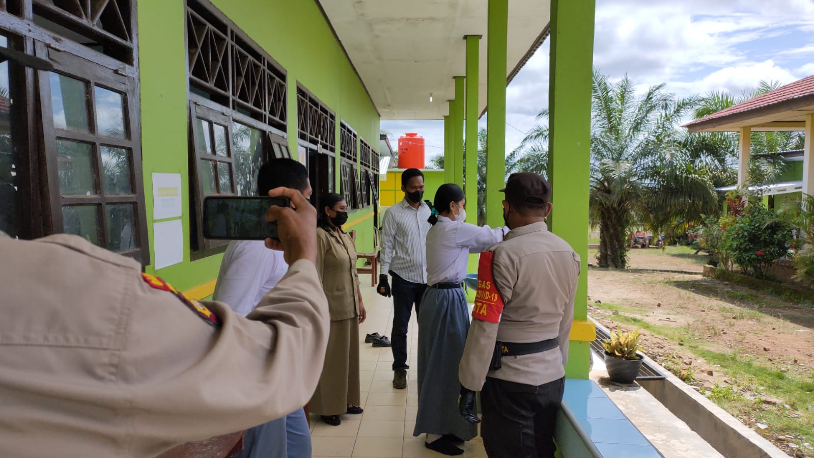 KUNJUNGAN KAPOLSEK ARUT UTARA