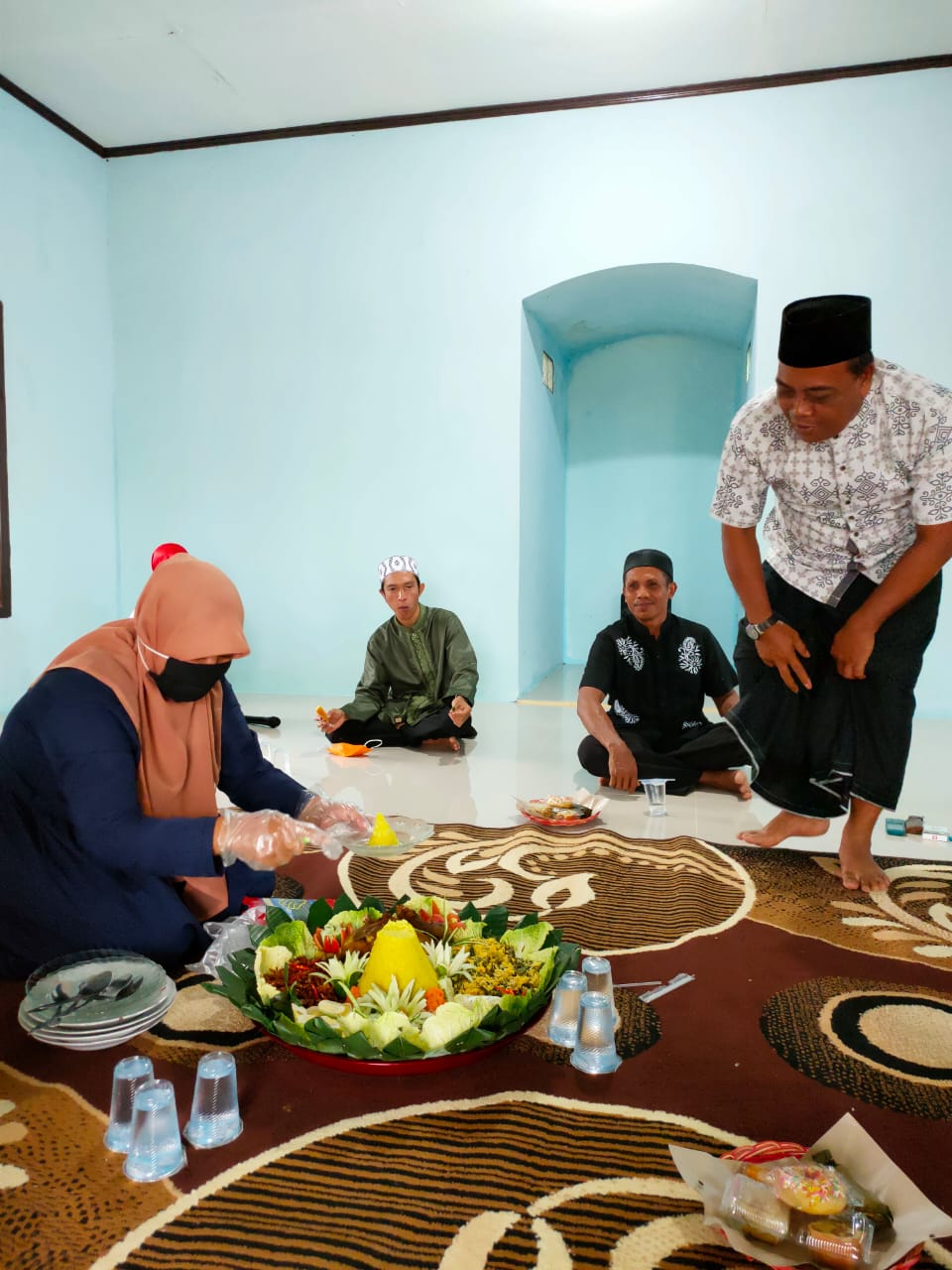 KEGIATAN SERAH TERIMA MUSHOLA