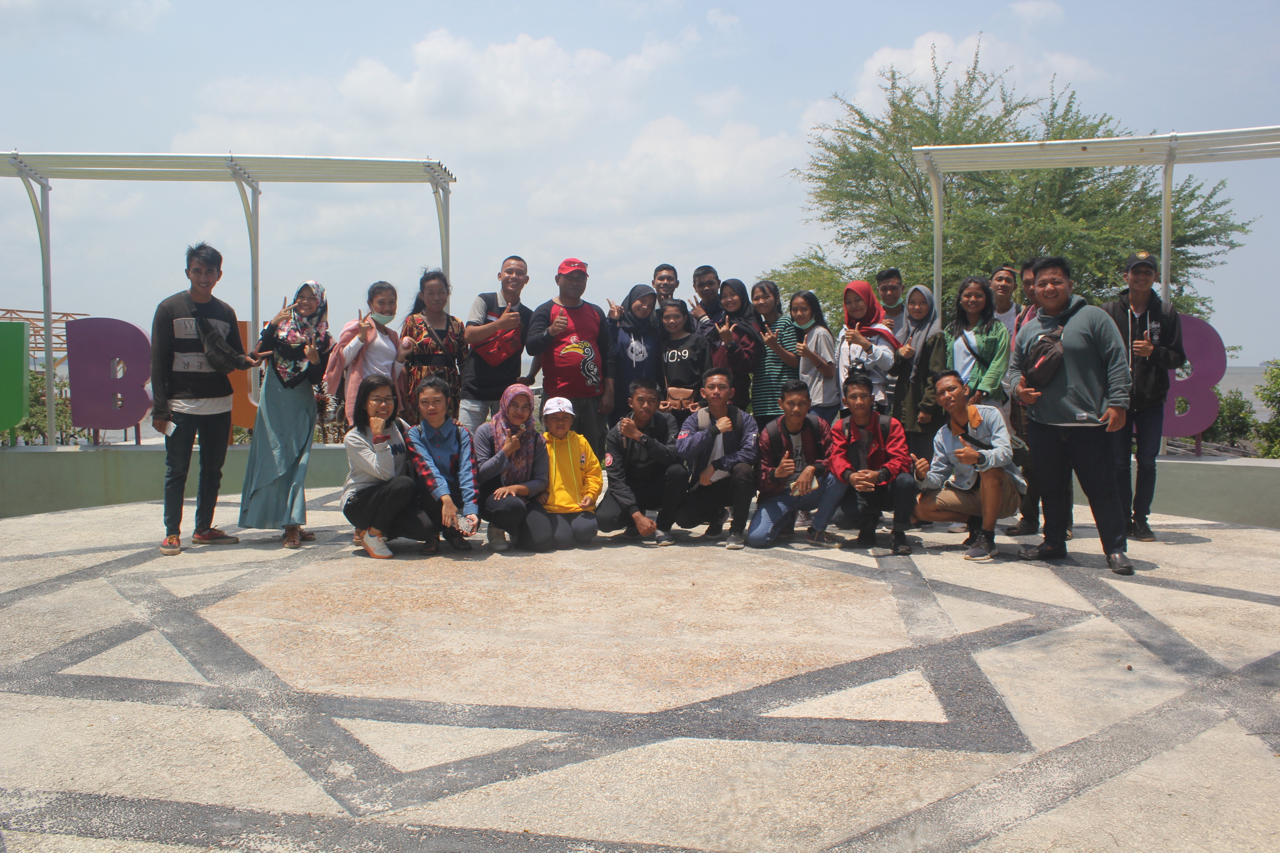 KEGIATAN PERPISAHAN OSIS