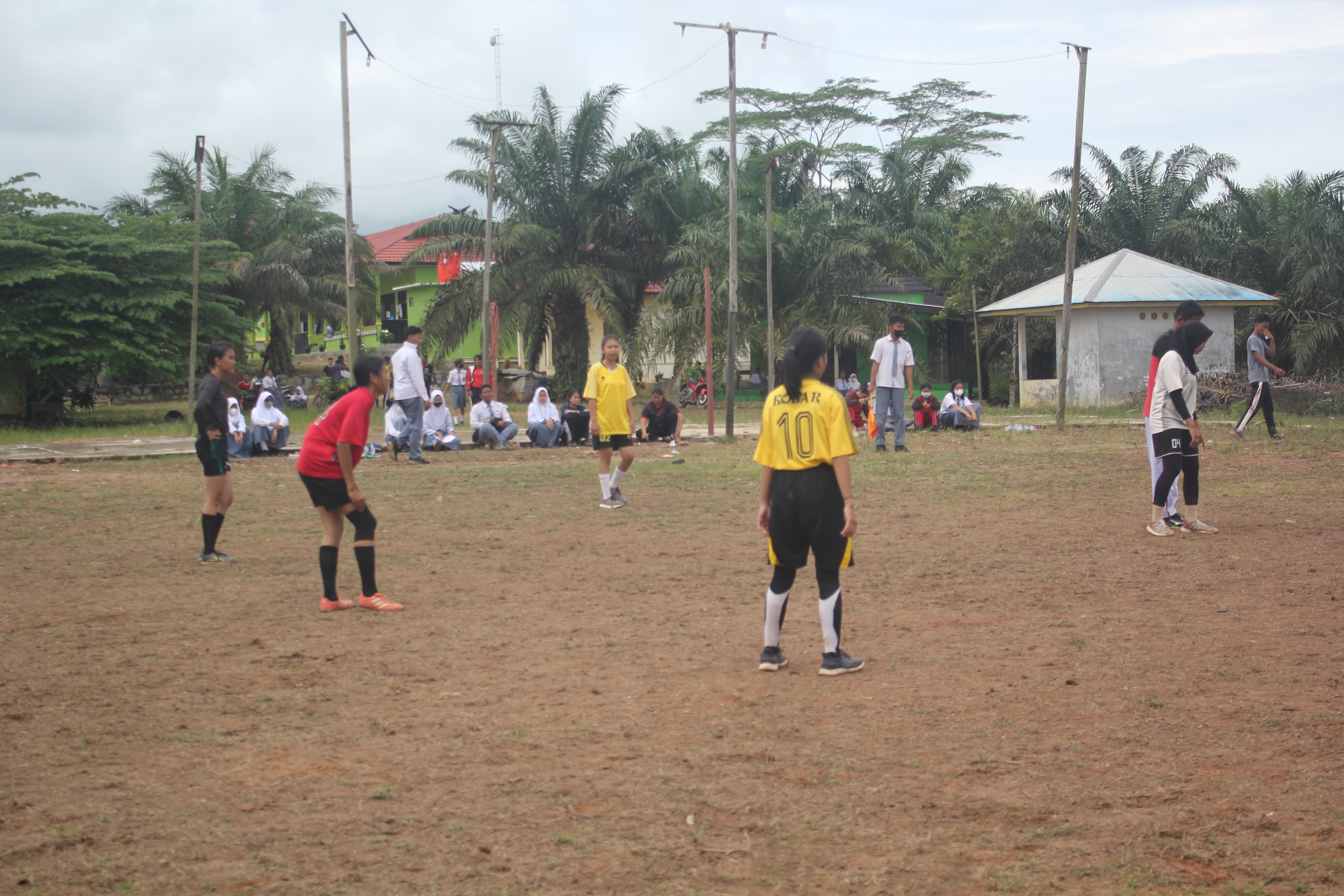 KEGIATAN CLASS MEETING