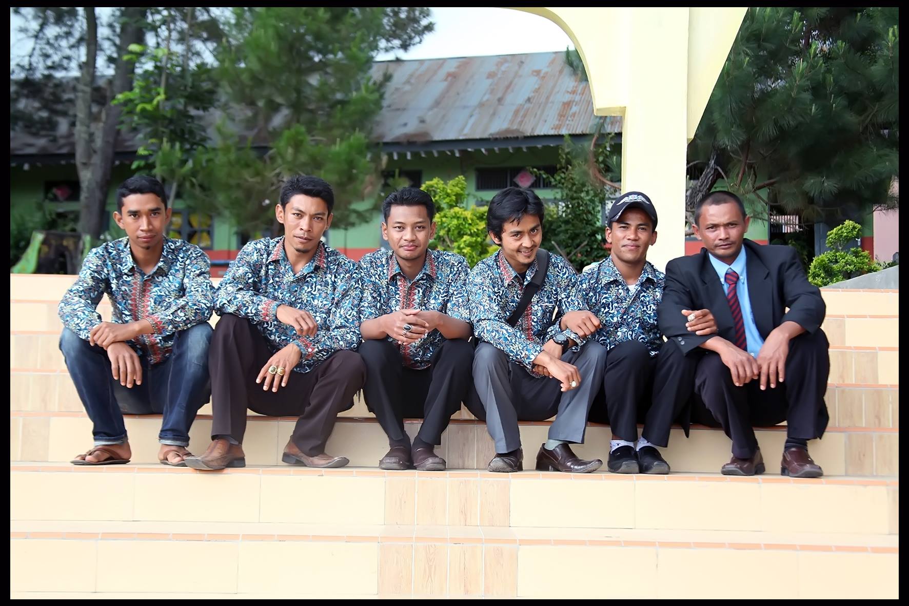 Guru dan Tenaga Pendidikan
