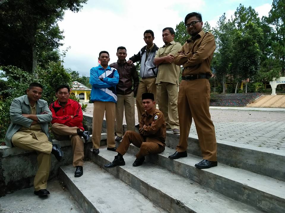 Guru dan Tenaga Pendidikan