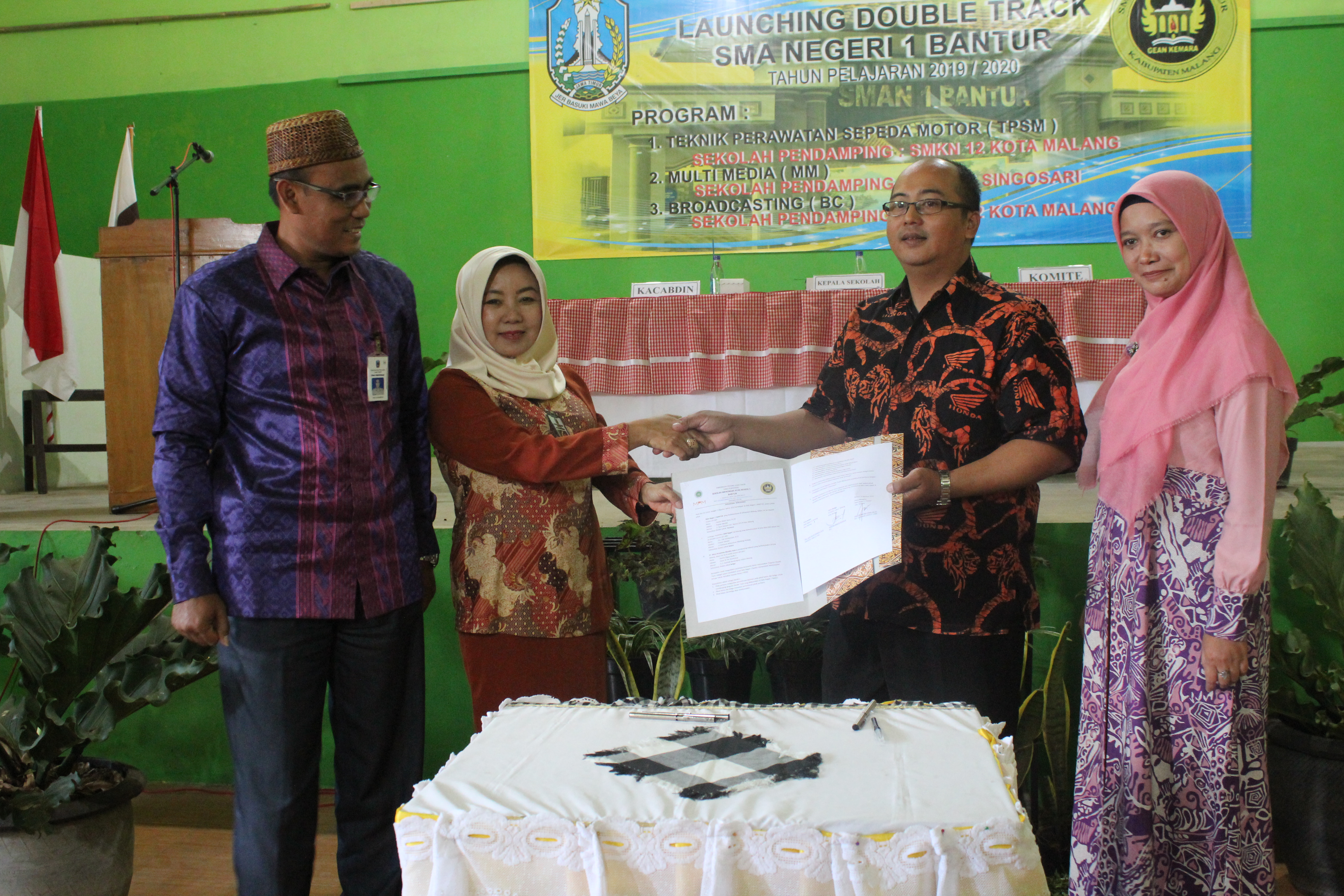 LAUNCHING PROGRAM DOUBLE TRACK