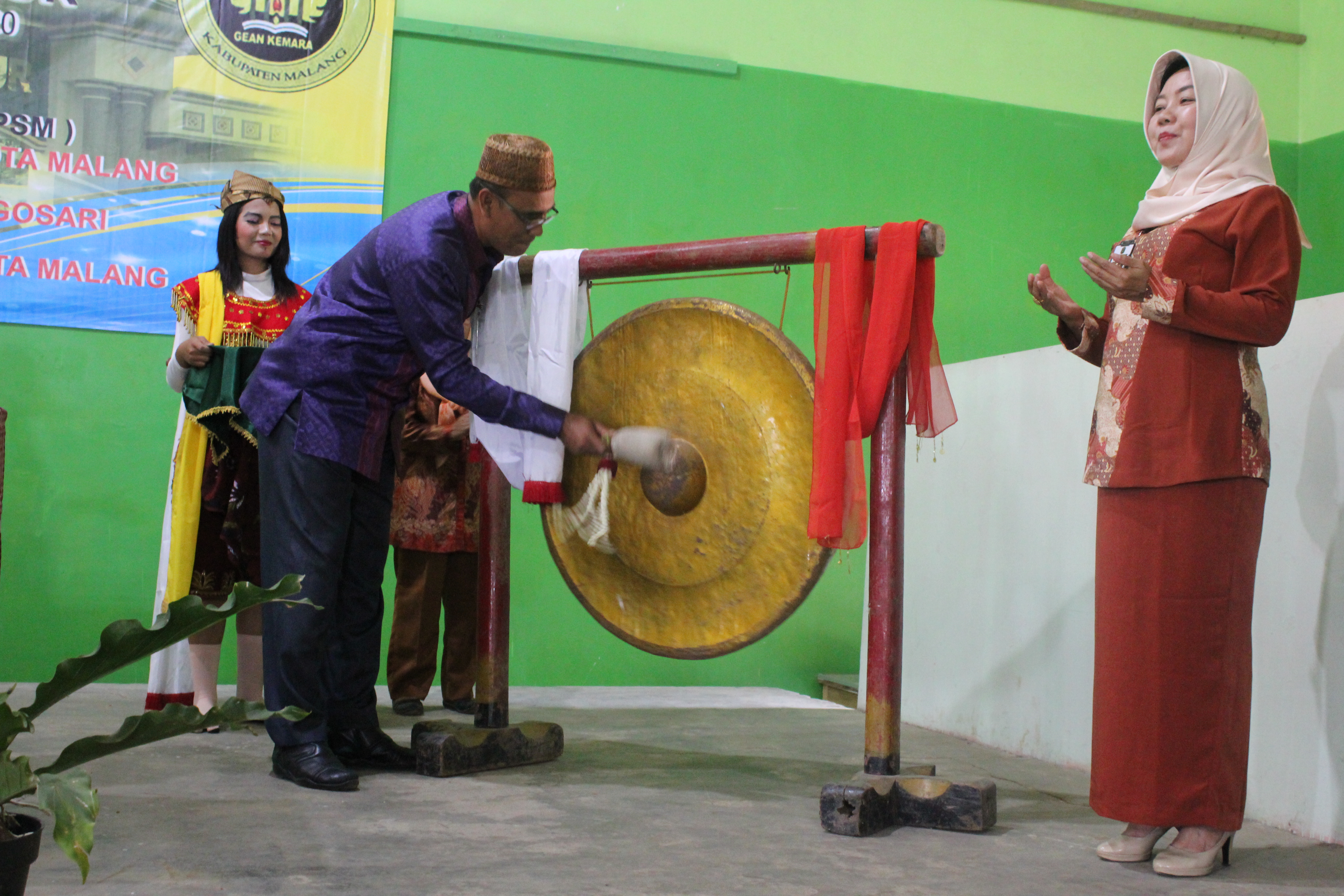 LAUNCHING PROGRAM DOUBLE TRACK