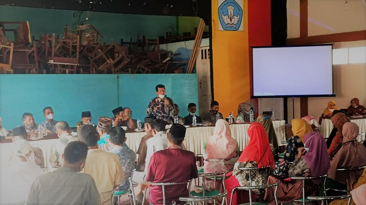 Rapat Paripurna Komite Sekolah Bersama Orang Tua/Wali Murid SMAN 1 Batang Kapas