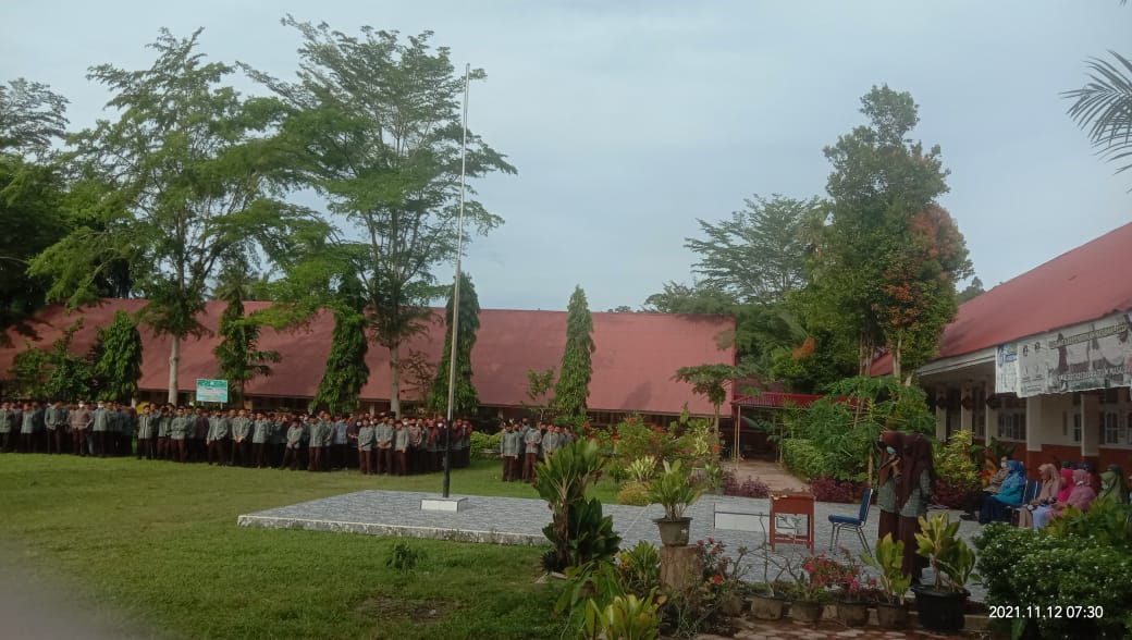 SMAN 1 Batang Kapas Mengikuti Kultum