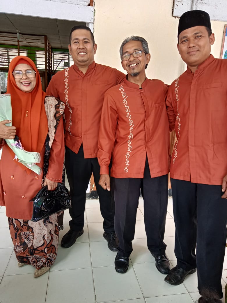 Peringatan HUT PGRI  Hari Guru Nasional Ke 78 Th 2023 di SMAN 1 Batang Kapas