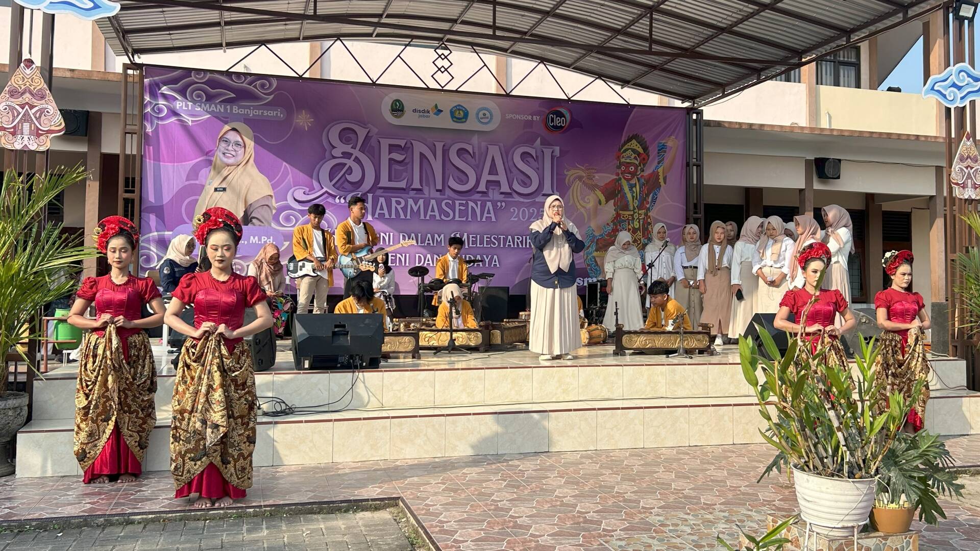 SENSASI