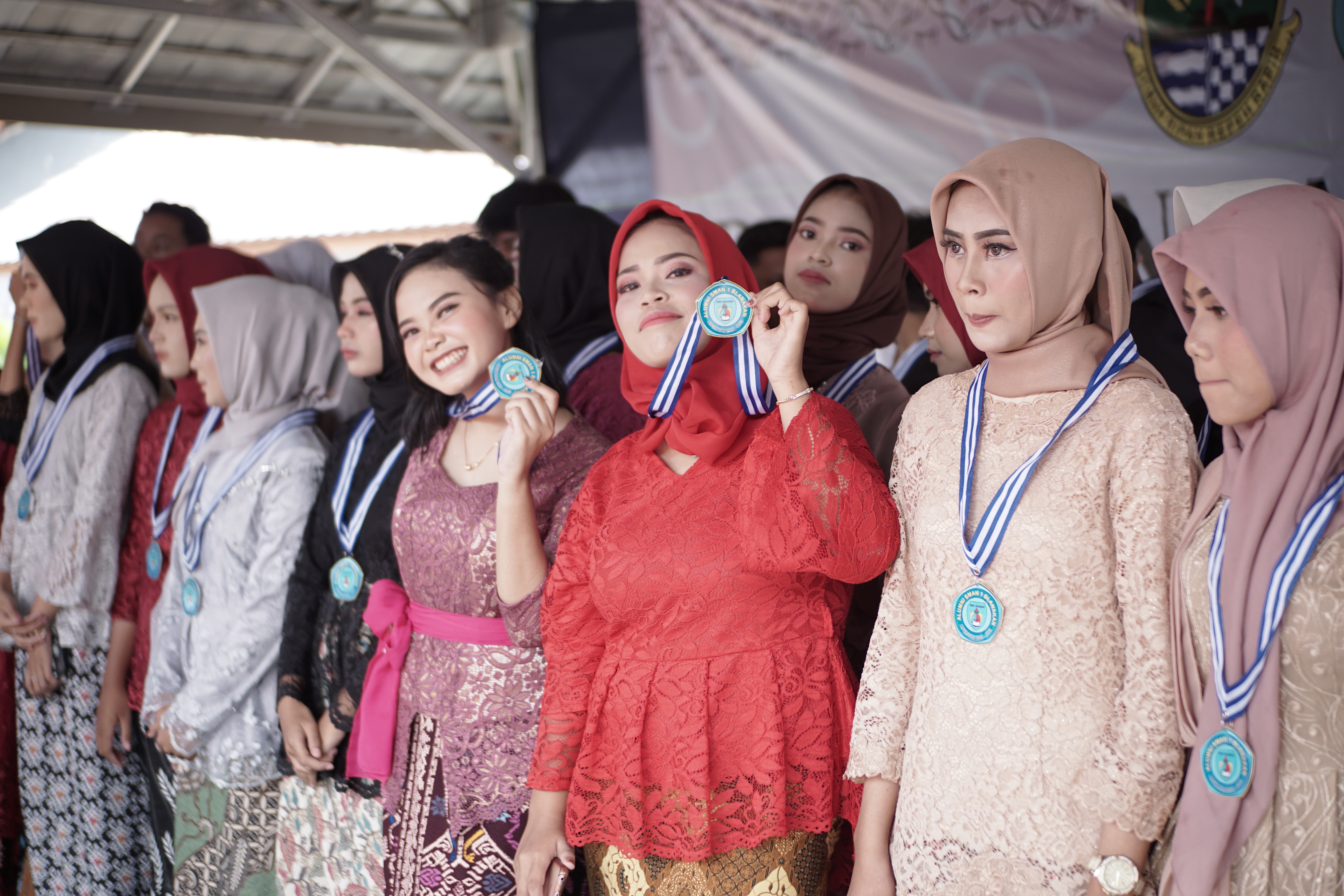 Pelepasan dan Perpisahan