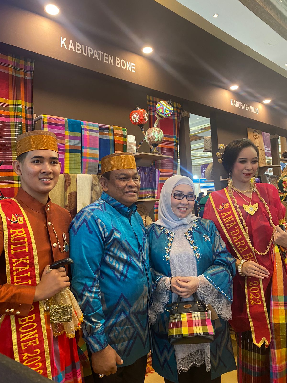 Ana Dara dan Kallolo Bone